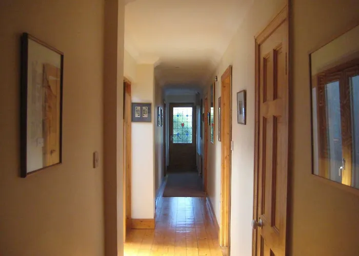 別荘 Large 5 Bedroom In Shankill South