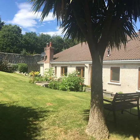 Large 5 Bedroom In Shankill South Дублин