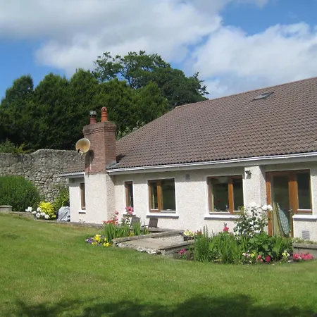 Dom wakacyjny Large 5 Bedroom In Shankill South