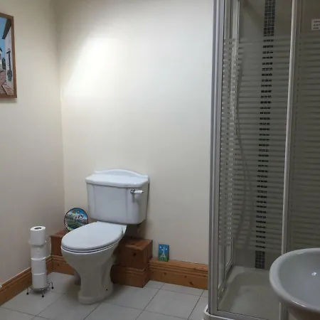 Dom wakacyjny Large 5 Bedroom In Shankill South *
