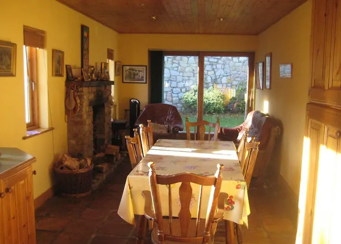 Large 5 Bedroom In Shankill South Ferienhaus *