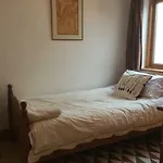 Large 5 Bedroom In Shankill South بيت للعطل *
